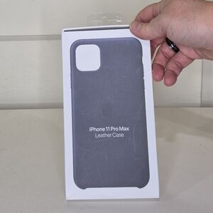 Apple iPhone 11 Pro Max Leather Case - Navy